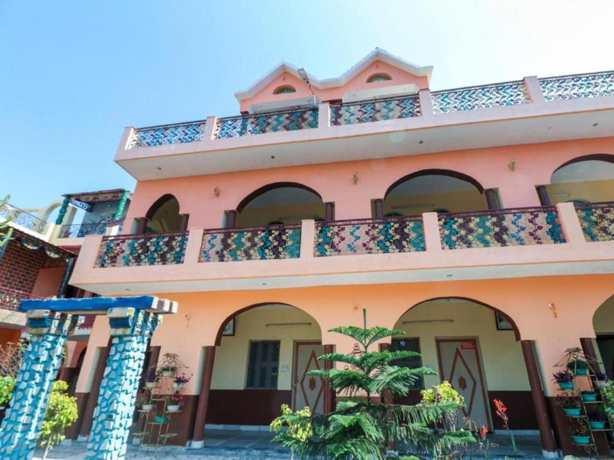 Oyo 74862 Shree Krishna Leela Manipal Exterior foto